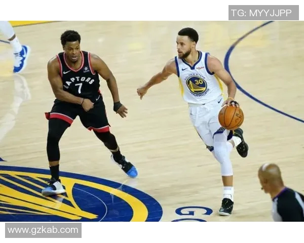 成都篮球队阵地战解析：战术布局与球员配合的深度分析