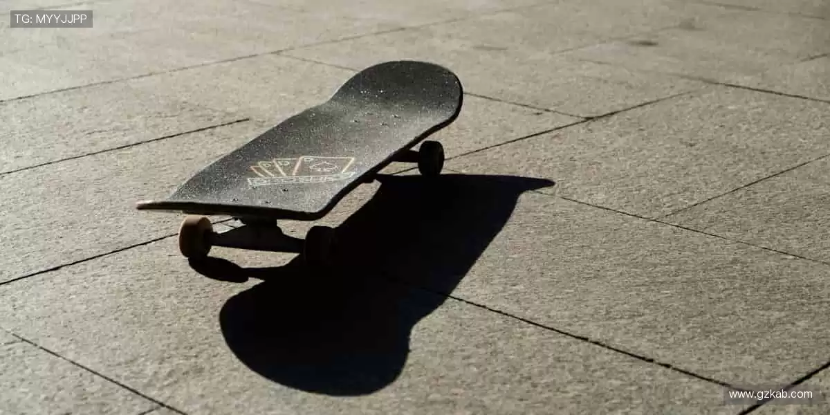 🌟限量联名潮品首发，穿上它你就是 MVP！🎯